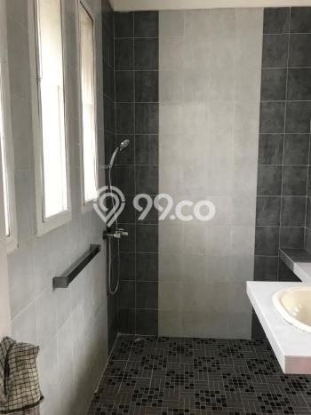 Hunian Eksklusif Siap Huni LT 180m2 di Kebayoran Baru, Jakarta Selatan Hunian Eksklusif Siap Huni LT 180m2 di Kebayoran Baru, Jakarta Selatan