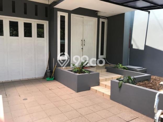 Hunian Eksklusif Siap Huni LT 180m2 di Kebayoran Baru, Jakarta Selatan Hunian Eksklusif Siap Huni LT 180m2 di Kebayoran Baru, Jakarta Selatan
