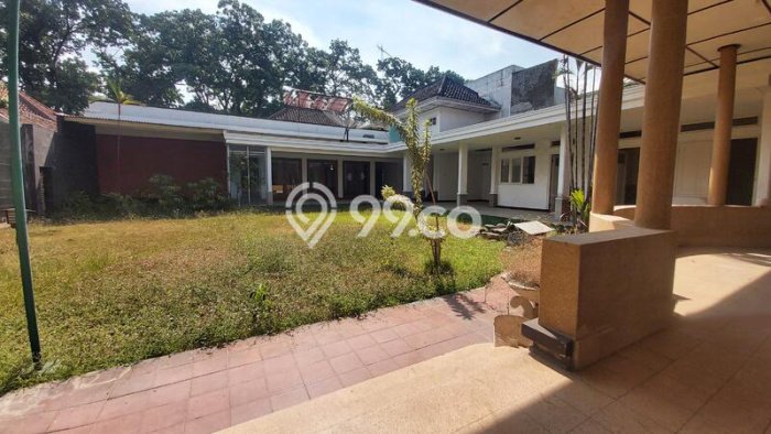 Ready to Use! Luxury House LT 1007m2 Desain Elegan di Sayap Dago Ready to Use! Luxury House LT 1007m2 Desain Elegan di Sayap Dago