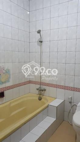 Rumah Strategis Modern Lb 300m2 di Semarang Barat, Semarang Rumah Strategis Modern Lb 300m2 di Semarang Barat, Semarang