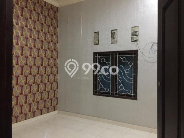 PRIME LOCATION! Rumah di Colomadu, 2 KM, Area Tenang, Luas 183m² Bangunan 183m² PRIME LOCATION! Rumah di Colomadu, 2 KM, Area Tenang, Luas 183m² Bangunan 183m²