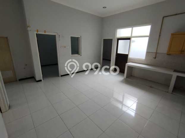 Lokasi terbaik! Rumah siap pakai disewakan di Semarang Timur LB 120m2 Lokasi terbaik! Rumah siap pakai disewakan di Semarang Timur LB 120m2