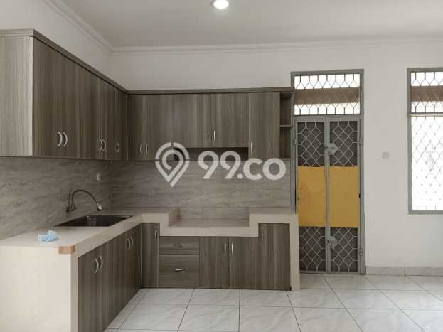 Disewakan! Rumah 3 Kamar Tidur &
2 Kamar Mandi di BSD City, Tangerang Disewakan! Rumah 3 Kamar Tidur &
2 Kamar Mandi di BSD City, Tangerang