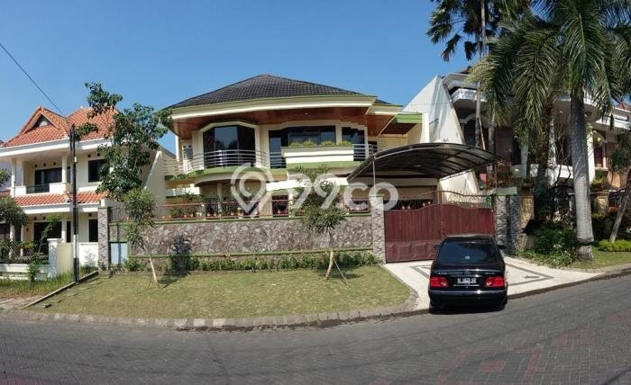 Rumah Tenang di Araya, 3 KM, LT 500m² LB 700m² Rumah Tenang di Araya, 3 KM, LT 500m² LB 700m²