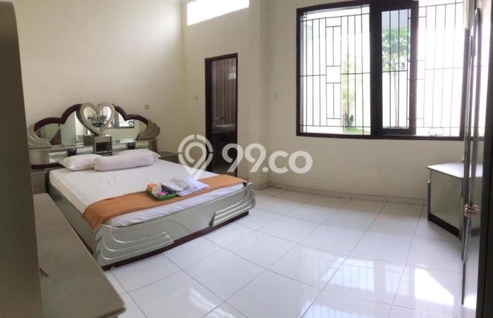 Rumah Tenang di Araya, 3 KM, LT 500m² LB 700m² Rumah Tenang di Araya, 3 KM, LT 500m² LB 700m²