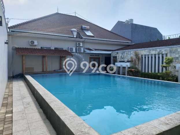 Dijual Rumah Premium dengan Fasilitas Sekitar Lengkap di Solo Baru, Solo Dijual Rumah Premium dengan Fasilitas Sekitar Lengkap di Solo Baru, Solo