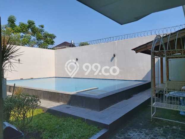 Dijual Rumah Premium dengan Fasilitas Sekitar Lengkap di Solo Baru, Solo Dijual Rumah Premium dengan Fasilitas Sekitar Lengkap di Solo Baru, Solo