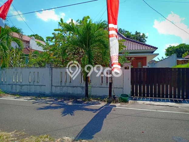 Siap Huni Hunian Elit 4 Kamar di Laweyan Dekat ke Mana Saja Siap Huni Hunian Elit 4 Kamar di Laweyan Dekat ke Mana Saja