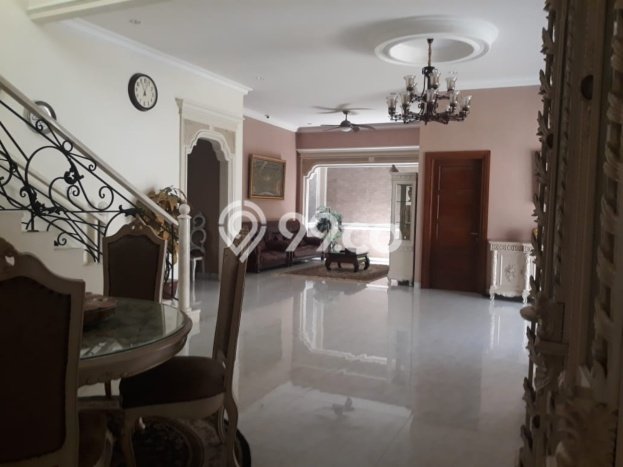 Dijual Rumah Mewah Exclusive di Penularan, Solo Dijual Rumah Mewah Exclusive di Penularan, Solo