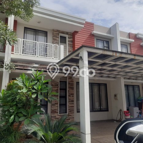 KESEMPATAN TERBAIK! Rumah Nyaman area Green Lake City, Luas 144m² Bangunan 180m² KESEMPATAN TERBAIK! Rumah Nyaman area Green Lake City, Luas 144m² Bangunan 180m²