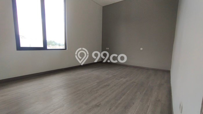 Dijual Rumah Luas Elegan Dengan View Cantik di Modernland, Tangerang Dijual Rumah Luas Elegan Dengan View Cantik di Modernland, Tangerang