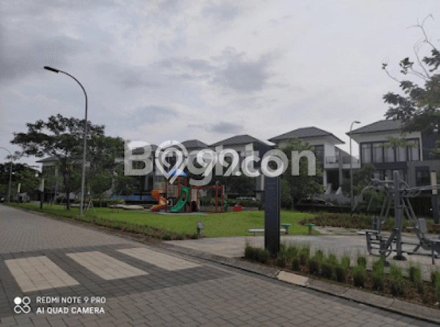 Jual Rumah Mewah Elegan Dengan View Eksklusif di BSD City, Tangerang Jual Rumah Mewah Elegan Dengan View Eksklusif di BSD City, Tangerang