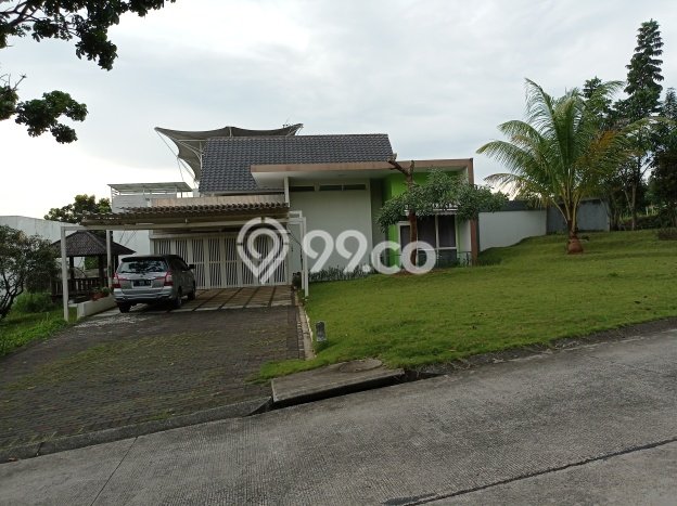 Hunian Mewah LB 269m2 Siap Pakai Desain Elegan di Sentul City, Bogor Hunian Mewah LB 269m2 Siap Pakai Desain Elegan di Sentul City, Bogor