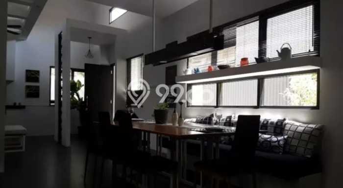 Jual Rumah Bagus Siap Huni LB 190m2 di Margahayu, Bandung Jual Rumah Bagus Siap Huni LB 190m2 di Margahayu, Bandung