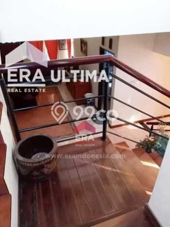 Rumah Mewah LB 400m2 Siap Huni Desain Elegan di Setiabudi, Bandung Rumah Mewah LB 400m2 Siap Huni Desain Elegan di Setiabudi, Bandung