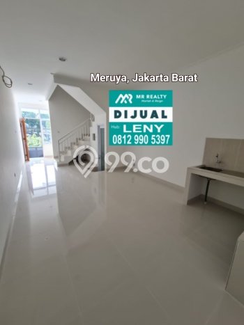 Dijual Hunian Rumah Terawat 3 KT di Meruya, Jakarta Barat Dijual Hunian Rumah Terawat 3 KT di Meruya, Jakarta Barat