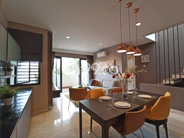Dijual Rumah Premium dengan Fasilitas Sekitar Lengkap di Cilandak, Jakarta Selatan Dijual Rumah Premium dengan Fasilitas Sekitar Lengkap di Cilandak, Jakarta Selatan
