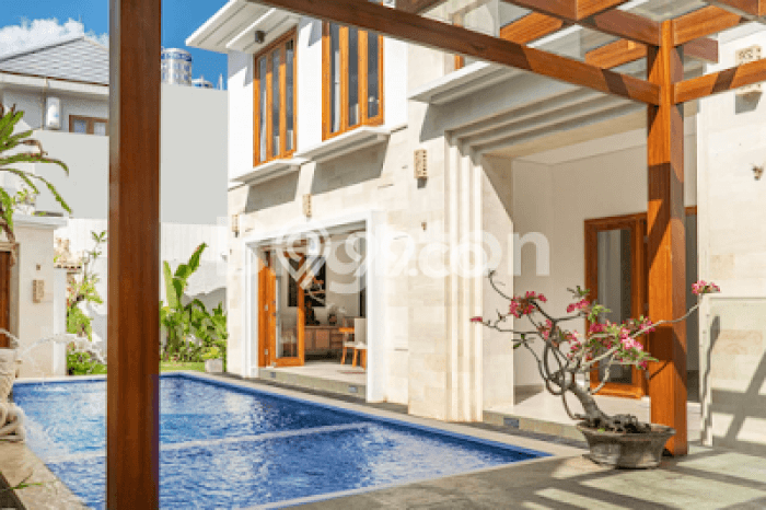 LISTING BARU! Rumah di Kerobokan, Siap Huni, 4 KM, Dekat Kerobokan, Badung, Badung, LT 361m² LB 300m² LISTING BARU! Rumah di Kerobokan, Siap Huni, 4 KM, Dekat Kerobokan, Badung, Badung, LT 361m² LB 300m²