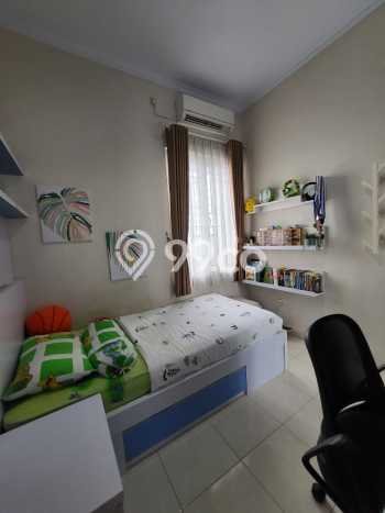 Rumah Modern Cantik 4 KT Bisa Langsung Pindah di Cinere Rumah Modern Cantik 4 KT Bisa Langsung Pindah di Cinere