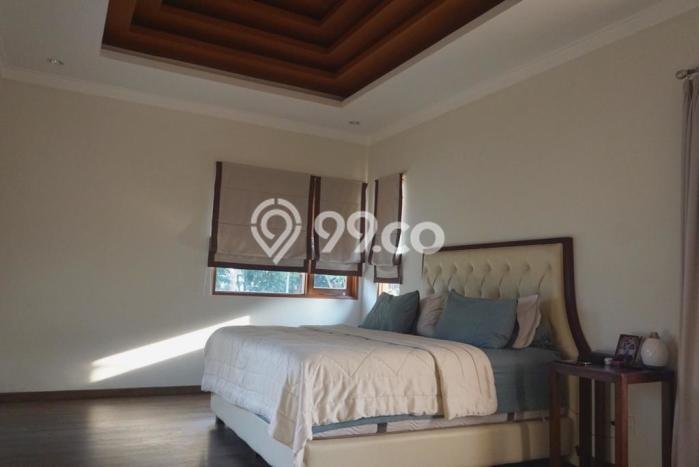 Hunian Mewah LB 260m2 Siap Huni Desain Elegan di BSD Foresta, Tangerang Hunian Mewah LB 260m2 Siap Huni Desain Elegan di BSD Foresta, Tangerang
