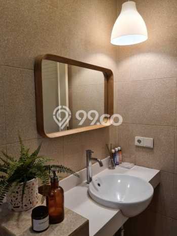Ready to Use! Luxury House LT 240m2 Desain Modern di Alam Sutera Ready to Use! Luxury House LT 240m2 Desain Modern di Alam Sutera
