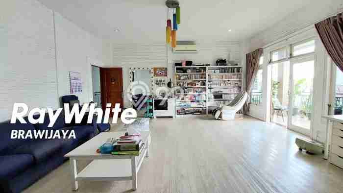Dijual Rumah Mewah Elegan Dengan View Eksklusif di Warung Buncit, Jakarta Selatan Dijual Rumah Mewah Elegan Dengan View Eksklusif di Warung Buncit, Jakarta Selatan