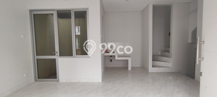Rumah Modern 2 KT di Gading Serpong Tangerang Unfurnished Rumah Modern 2 KT di Gading Serpong Tangerang Unfurnished