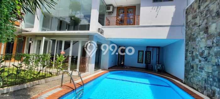 Ready to Use! Premium House LT 436m2 Desain Elegan di patra kuningan Ready to Use! Premium House LT 436m2 Desain Elegan di patra kuningan