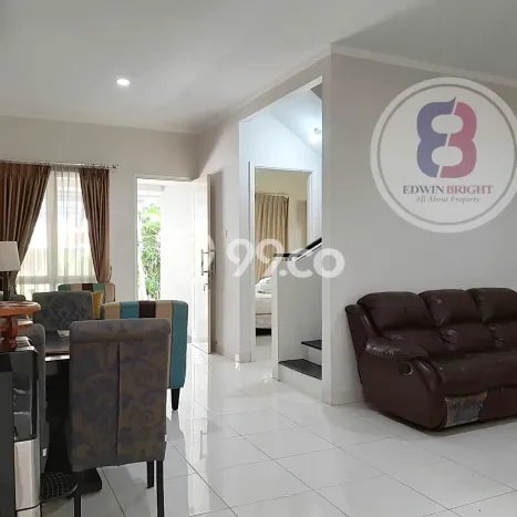 Rumah Elit LB 150m2 Siap Pakai Desain Elegan di Bintaro, Tangerang Selatan Rumah Elit LB 150m2 Siap Pakai Desain Elegan di Bintaro, Tangerang Selatan