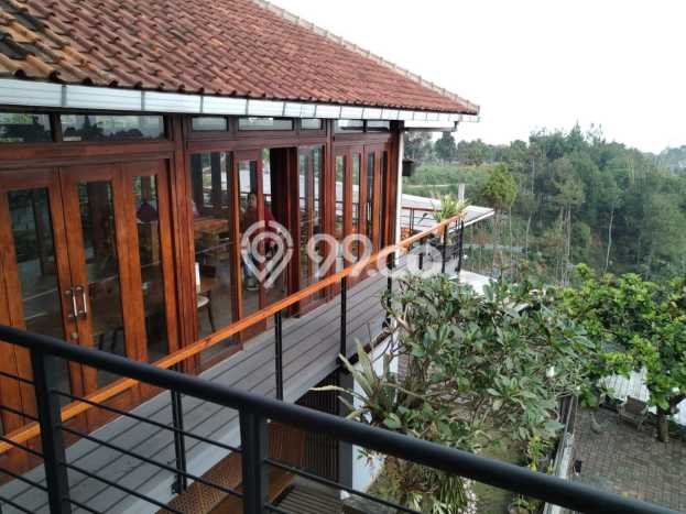 Rumah Eksklusif Dijual LT 766m2 di Parongpong, Bandung Barat Rumah Eksklusif Dijual LT 766m2 di Parongpong, Bandung Barat