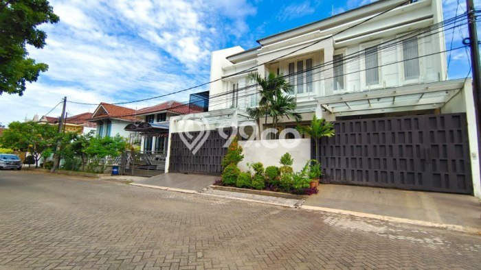 Hot Offer Hunian Premium Ideal dan Luas di Cakung, Jakarta Timur Hot Offer Hunian Premium Ideal dan Luas di Cakung, Jakarta Timur
