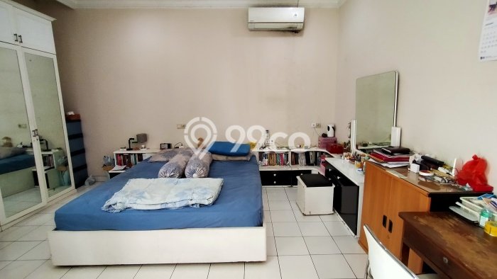 Rumah Elit LB 280m2 Siap Huni Desain Elegan di Puri Indah, Jakarta Barat Rumah Elit LB 280m2 Siap Huni Desain Elegan di Puri Indah, Jakarta Barat
