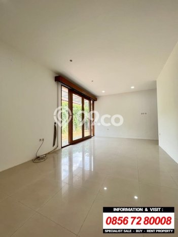 Dijual Rumah Mewah Elegan Dengan View Cantik di Kemang, Jakarta Selatan Dijual Rumah Mewah Elegan Dengan View Cantik di Kemang, Jakarta Selatan