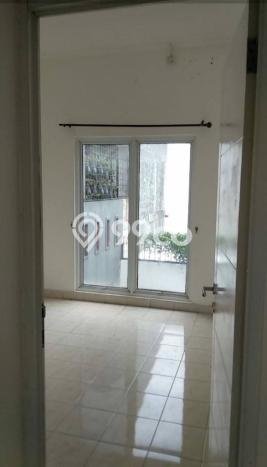 Rumah Asri di Cinere, Dekat Cinere, Jakarta Selatan, Jakarta Selatan - 3 KT Rumah Asri di Cinere, Dekat Cinere, Jakarta Selatan, Jakarta Selatan - 3 KT