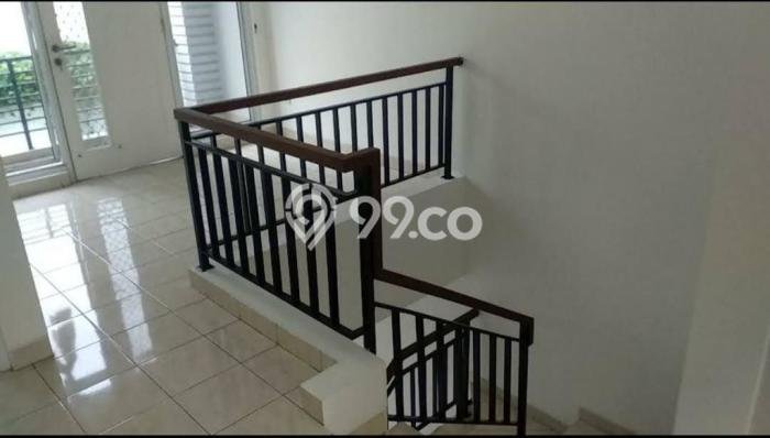Rumah Asri di Cinere, Dekat Cinere, Jakarta Selatan, Jakarta Selatan - 3 KT Rumah Asri di Cinere, Dekat Cinere, Jakarta Selatan, Jakarta Selatan - 3 KT