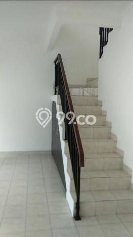 Rumah Asri di Cinere, Dekat Cinere, Jakarta Selatan, Jakarta Selatan - 3 KT Rumah Asri di Cinere, Dekat Cinere, Jakarta Selatan, Jakarta Selatan - 3 KT