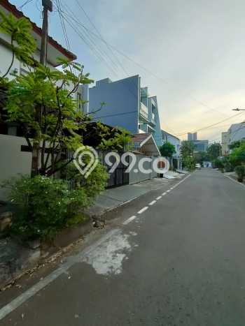 For Sale! Premium House LT 144m2 Desain Modern di Pulomas For Sale! Premium House LT 144m2 Desain Modern di Pulomas