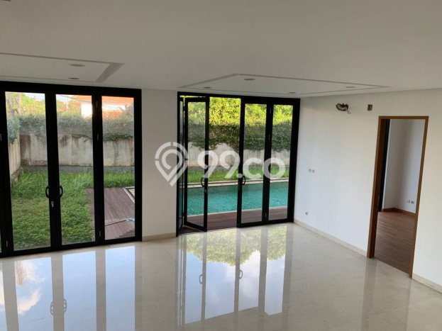 Dijual Rumah Premium dengan Fasilitas Sekitar Komplit di Cilandak, Jakarta Selatan Dijual Rumah Premium dengan Fasilitas Sekitar Komplit di Cilandak, Jakarta Selatan