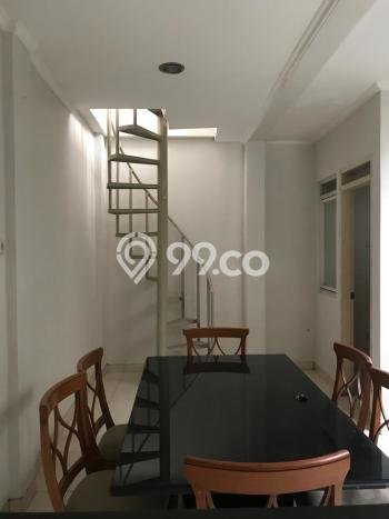 Disewakan! Rumah 4 Kamar Tidur &
4 Kamar Mandi di Kota Wisata, Jakarta Timur Disewakan! Rumah 4 Kamar Tidur &
4 Kamar Mandi di Kota Wisata, Jakarta Timur