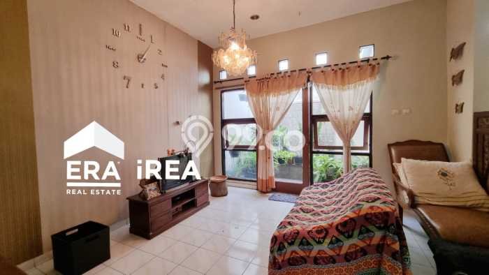Rumah Modern di Jebres, Solo, Luas 129m² LB 100m² Rumah Modern di Jebres, Solo, Luas 129m² LB 100m²