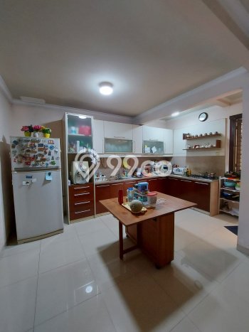 Jual Rumah Mewah Elegan Dengan View Eksklusif di BSD Delatinos, Tangerang Jual Rumah Mewah Elegan Dengan View Eksklusif di BSD Delatinos, Tangerang