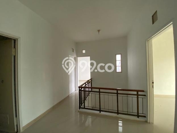 Rumah Strategis Modern Lb 200m2 di Larangan, Tangerang Rumah Strategis Modern Lb 200m2 di Larangan, Tangerang
