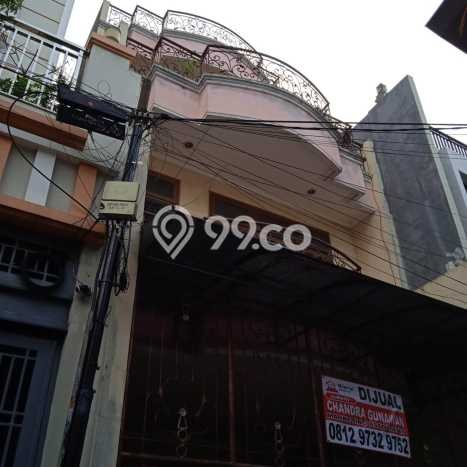Jual Rumah Luas Elegan Dengan View Eksklusif di Angke, Jakarta Barat Jual Rumah Luas Elegan Dengan View Eksklusif di Angke, Jakarta Barat