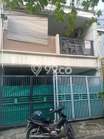 Hunian Mewah LB 190m2 Siap Huni Desain Elegan di Tanjung Duren, Jakarta Barat Hunian Mewah LB 190m2 Siap Huni Desain Elegan di Tanjung Duren, Jakarta Barat