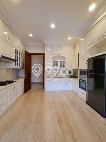 Sewa Rumah Strategis di Kemang LT 416m2 / LB 270m2 Siap Huni Sewa Rumah Strategis di Kemang LT 416m2 / LB 270m2 Siap Huni