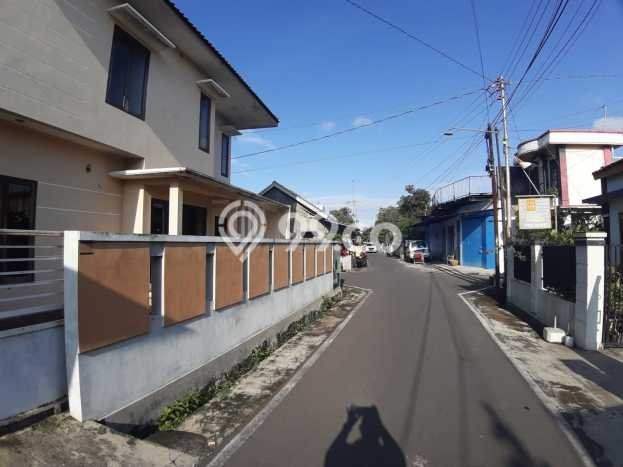 PROMO SPESIAL! Rumah Untuk Investasi area Nusukan, LT 194m² LB 202m² PROMO SPESIAL! Rumah Untuk Investasi area Nusukan, LT 194m² LB 202m²