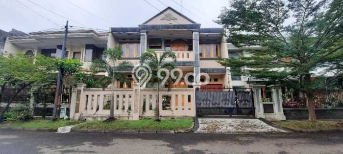 Dijual Rumah Mewah Megah Dengan View Eksklusif di Mekar Wangi, Bandung Dijual Rumah Mewah Megah Dengan View Eksklusif di Mekar Wangi, Bandung