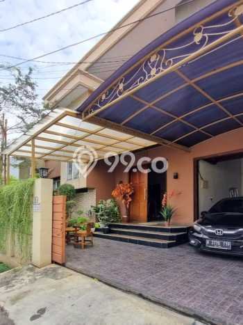Rumah LT 180m² Dekat dengan Akses Transportasi, Jakarta Selatan - Lokasi Premium Rumah LT 180m² Dekat dengan Akses Transportasi, Jakarta Selatan - Lokasi Premium