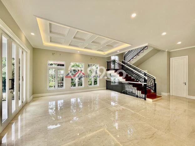 Rumah Mewah Siap Huni LT 330m2 di Kebayoran Baru, Jakarta Selatan Rumah Mewah Siap Huni LT 330m2 di Kebayoran Baru, Jakarta Selatan