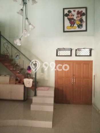 For Sale! Luxury House LT 320m2 Desain Modern di Meruya For Sale! Luxury House LT 320m2 Desain Modern di Meruya